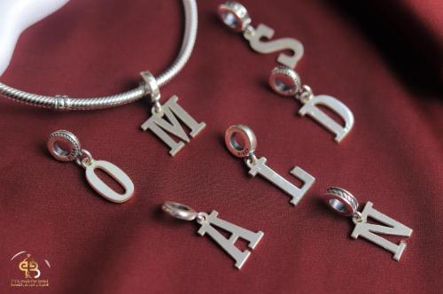 تشارم احرف Pandora