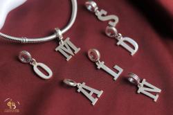 تشارم احرف Pandora